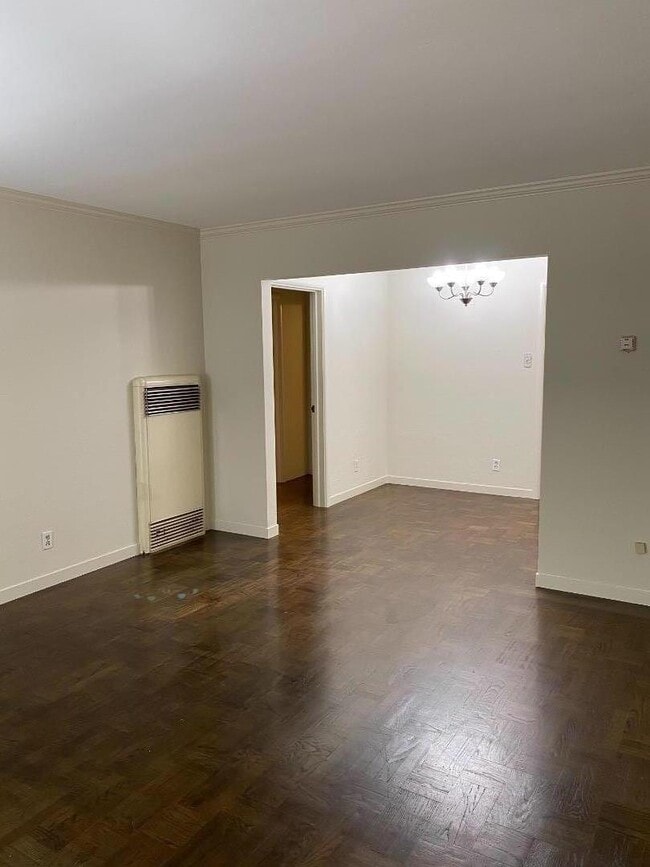 Photo - 515 N El Camino Real