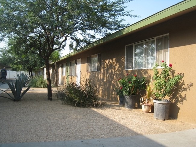 Photo - Sandstone Villas Apartments