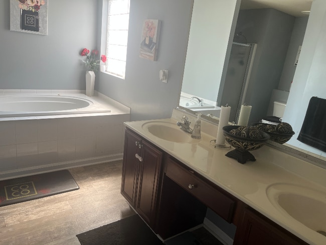 Photo - 4117 River Breeze Cir