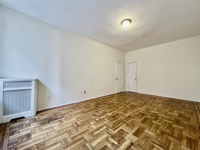 Photo - 1803 Riverside Dr Unit 1G