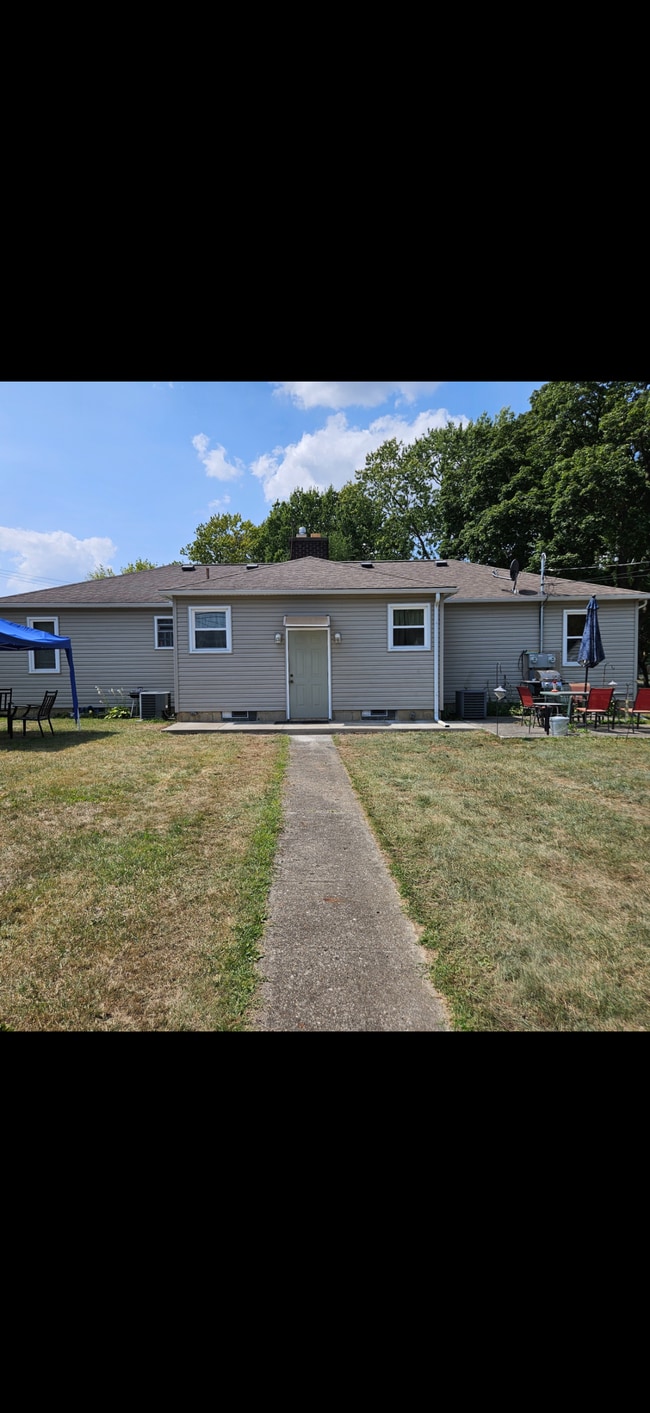 Photo - 2788 Thorndale Ave