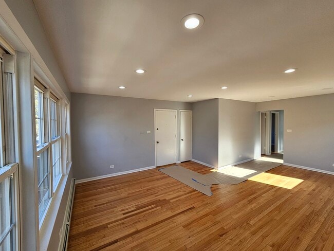 Photo - 2909 N Austin Ave