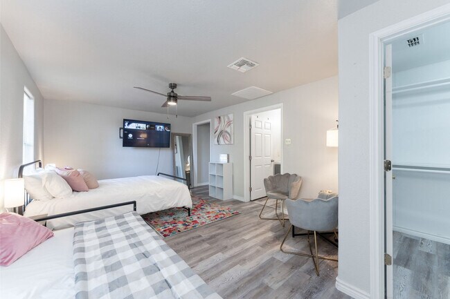 Photo - 1538 S 19th St Unit ID1268399P