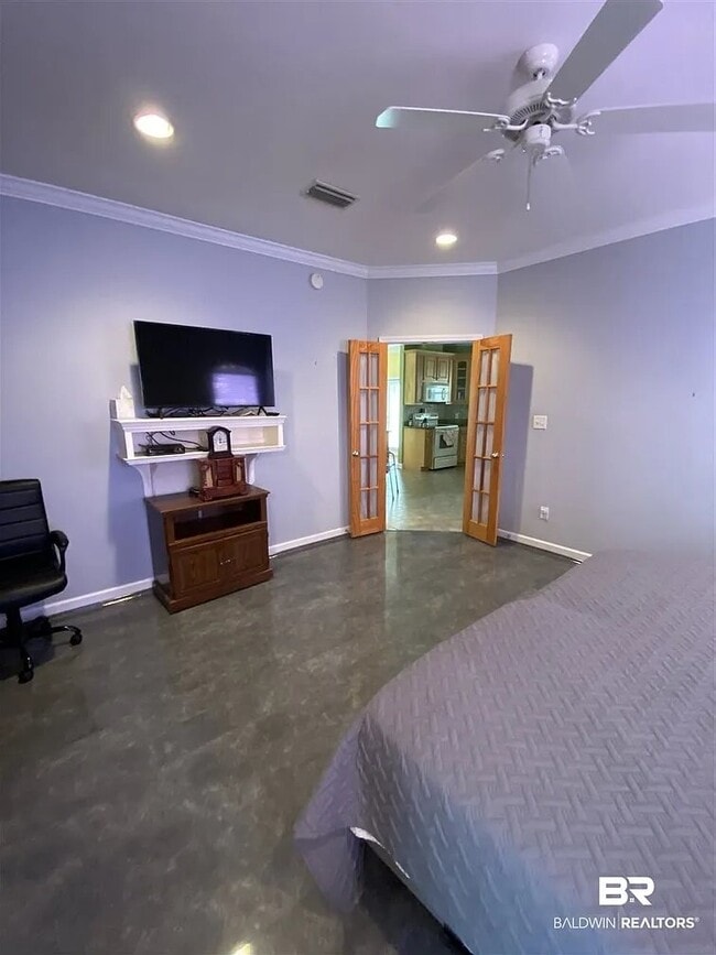 Photo - 106 Riveroaks Dr