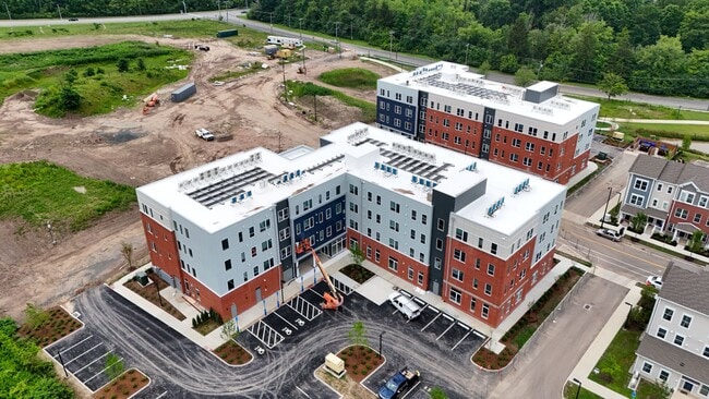 Photo - Heights at Village at Park River Apartments