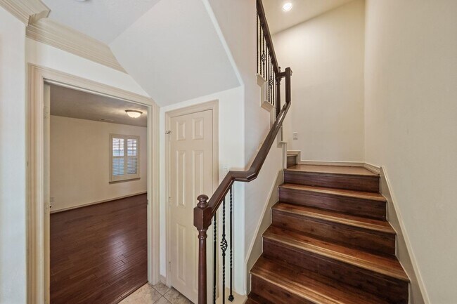 Photo - 4018 Childress St