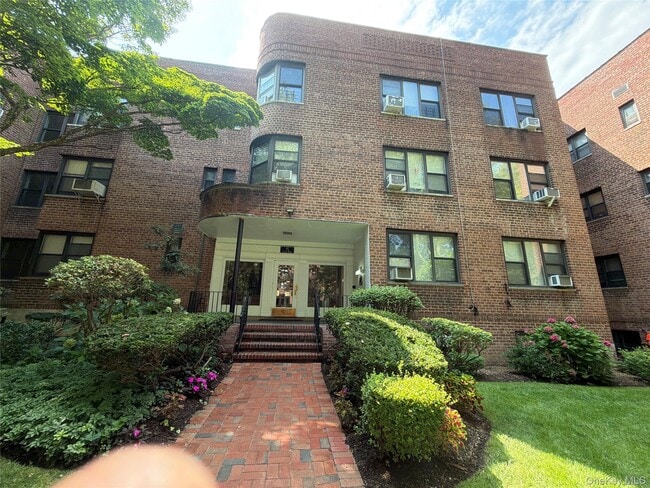 Building Photo - 15 Clent Rd Unit 3C