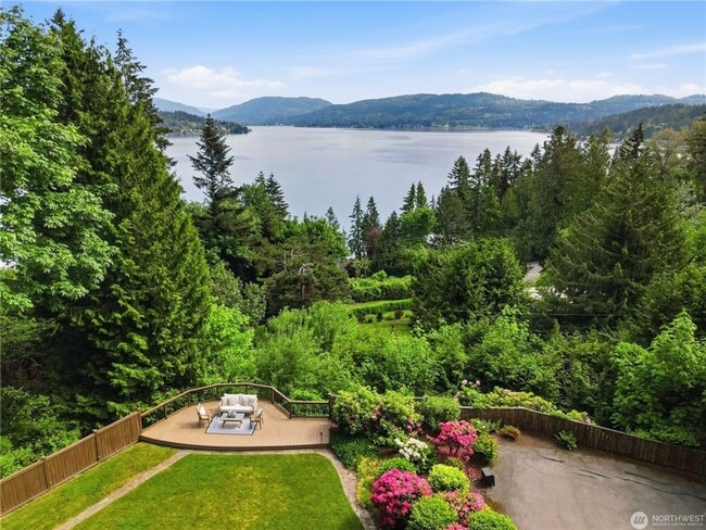 Building Photo - 639 West LK Sammamish Pkwy NE