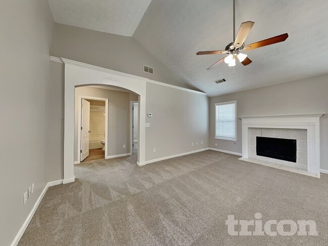 Photo - 20 Tabitha Ct