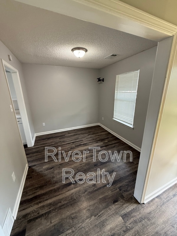 Photo - 4625 Crestfield Rd