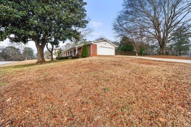 Photo - 161 Deerwood Cir