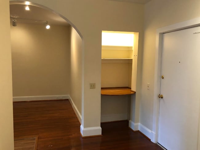 Photo - 1315 Park Rd NW