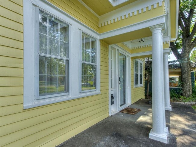 Photo - 1025 NW 34th St