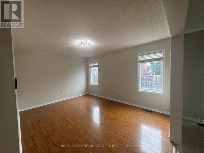 Photo - 158 Lavery Heights