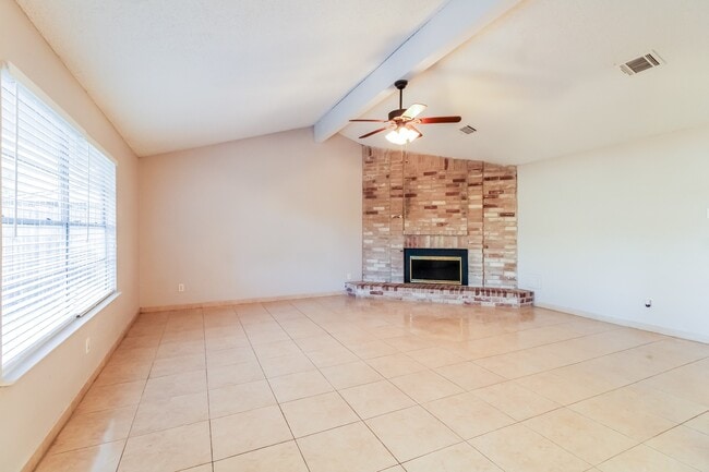 Photo - 918 Cheyenne Meadows Dr