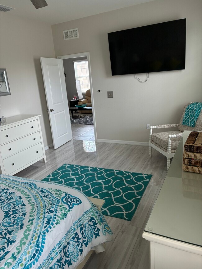 Photo - 8332 Enclave Way Unit 101