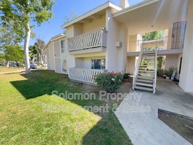 Photo - 529 Sandalwood Pl Unit #5