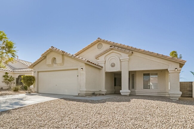1758 St Thomas Dr