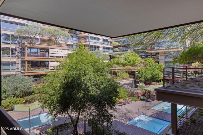 Building Photo - 7167 E Rancho Vista Dr Unit 3003