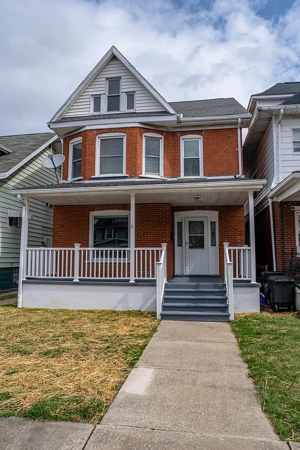 Photo - 910 Broadway