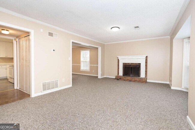 Photo - 1714 Twin Brooks Dr SE