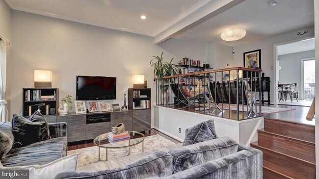 Photo - 44072 Florence Terrace