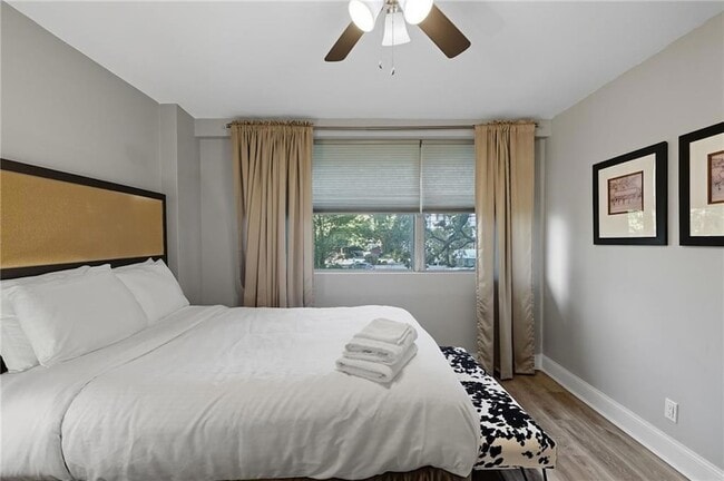 Photo - 3645 Peachtree Rd NE Unit 204