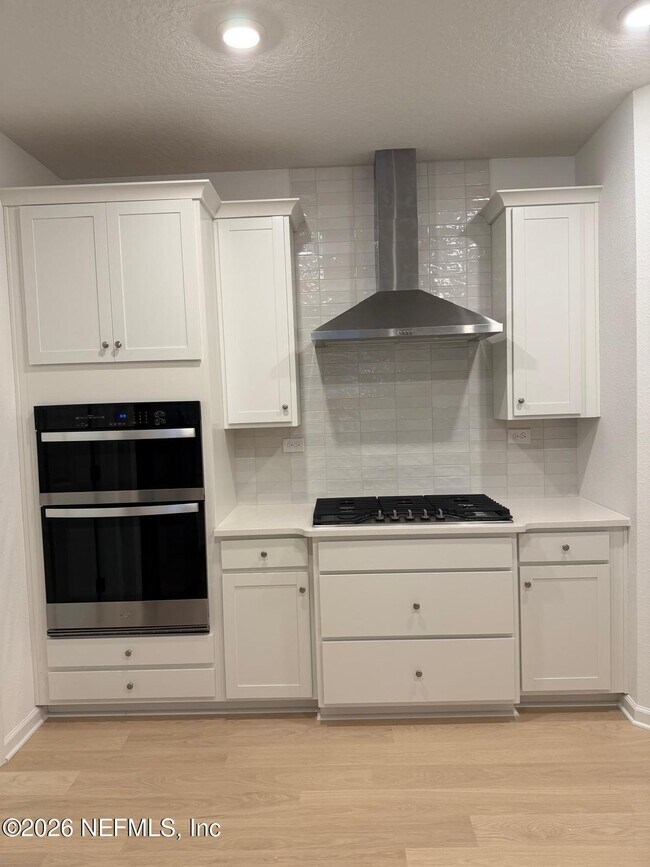 Photo - 624 Farmfield Dr