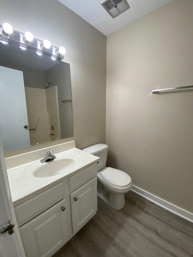 Photo - 1605/1607 Cedar Shoals Dr Unit 1607