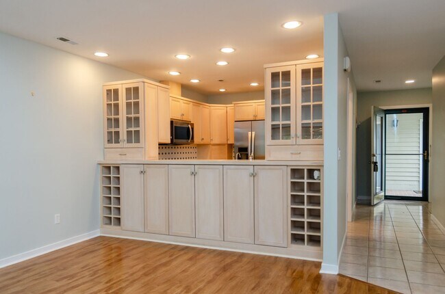 Photo - 309 N Cardinal Dr