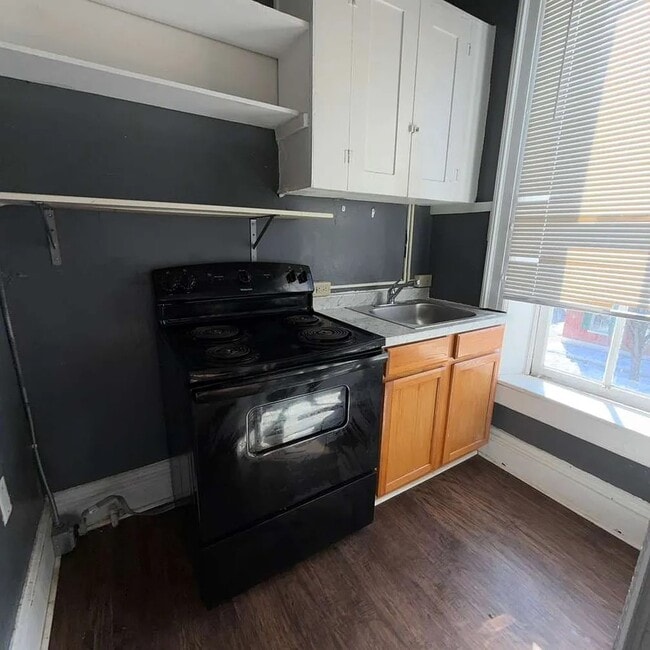 204 W Martin St
