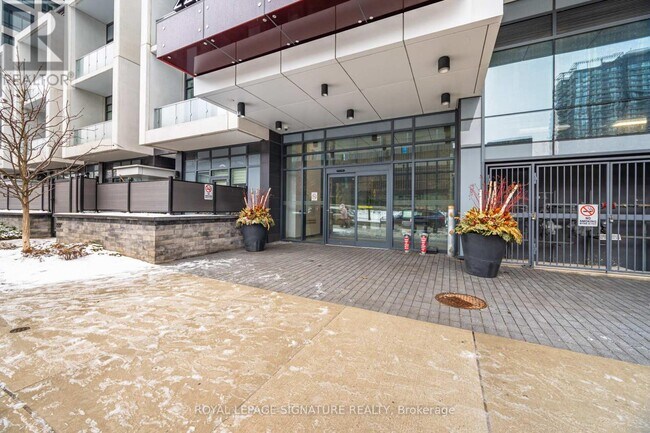 Photo - 225 Sumach St Unit 2201