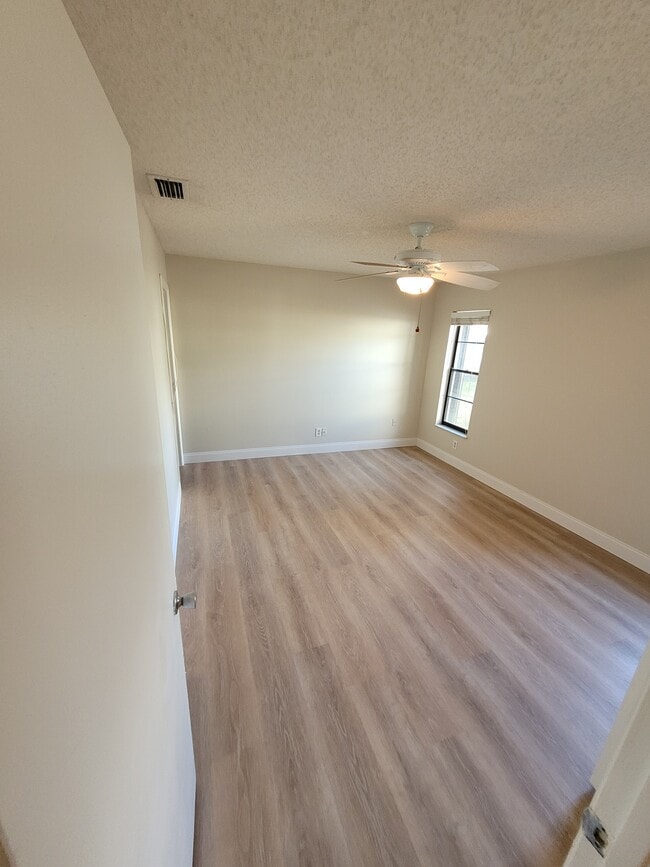 Photo - 431 Jupiter Lakes Blvd Unidad 2111d