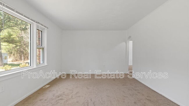 Photo - 513 Truitt Rd