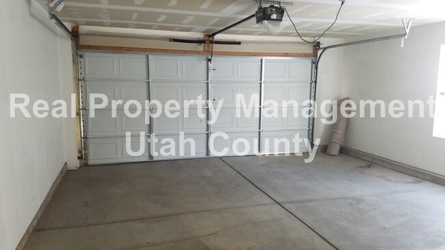Photo - Stunning Townhome in Lehi