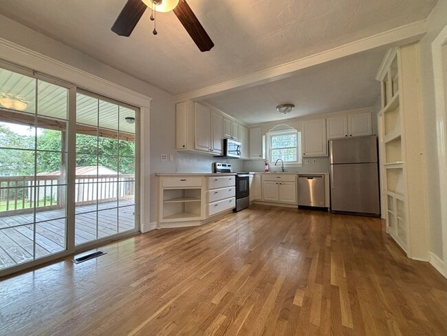 Photo - Get on over to Glendale!