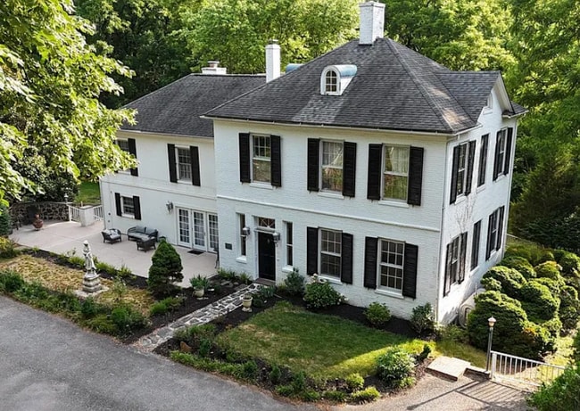 Building Photo - 7912 Savage Guilford Rd Rental
