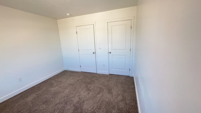 Photo - Modern 4 Bedroom Townhome in Cedar City. P...