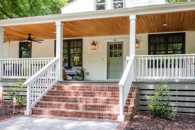 Photo - 234 Sunset Dr