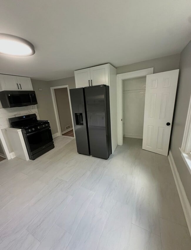 Photo - 34 S Main St Unit 3