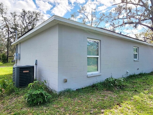 Photo - 206 Alice St