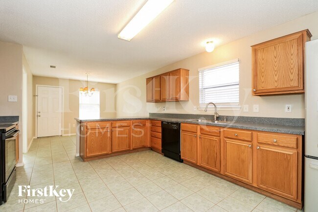 Photo - 8716 Lake Meadows Ln