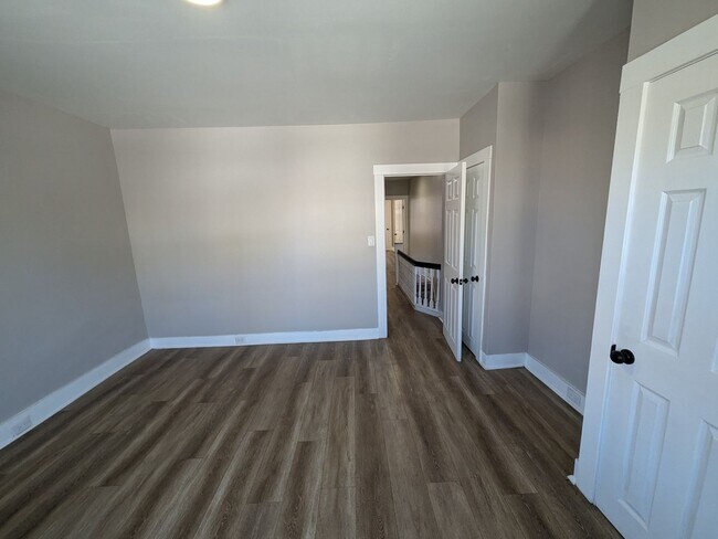 Photo - Gorgeous Home - Carroll Park