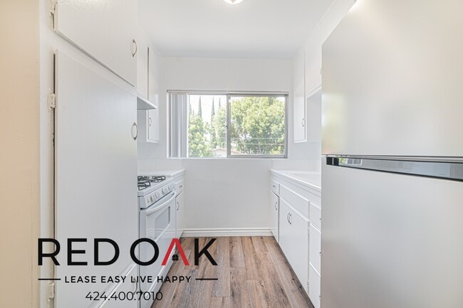 Photo - 15405 Vanowen St Unidad 15