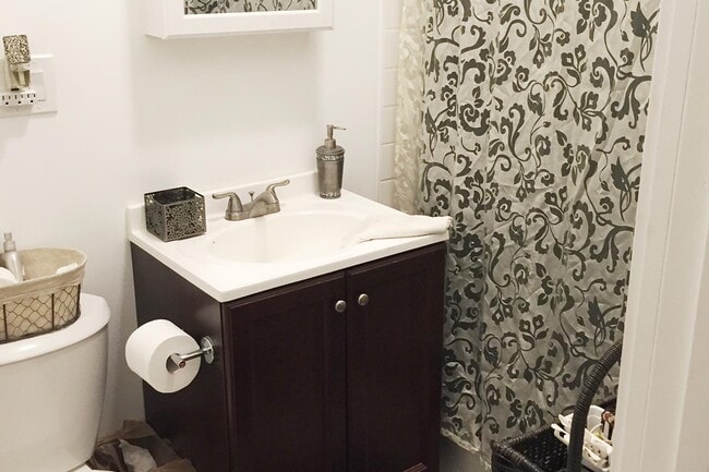 Photo - 2909 N Mildred Ave Unit 2905-1