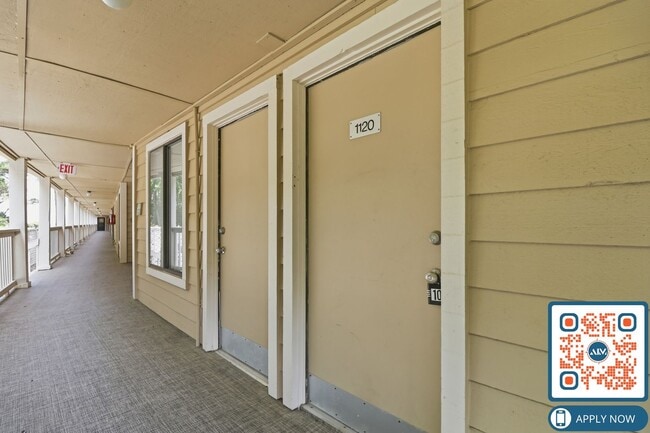 Photo - FULLY FURNISHED NORTH END HILTON HEAD CONDO – AVAILABLE NOW