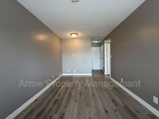 Photo - 1111 E Street Unidad 3