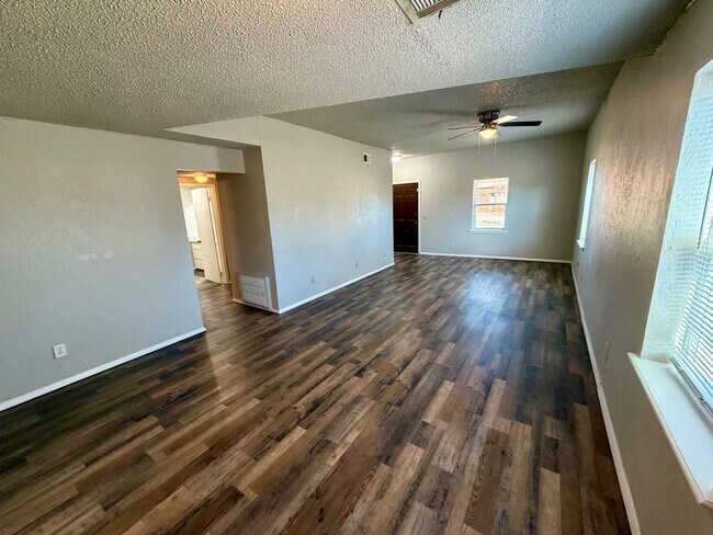 Photo - remodeled 3 bed 1 bath house