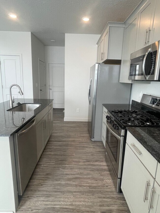 Photo - Beautiful Saratoga Springs Townhome for rent!