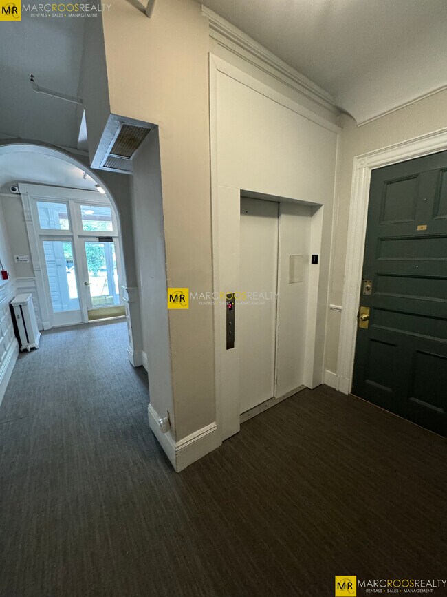 Photo - 366 Commonwealth Ave Unidad 2D